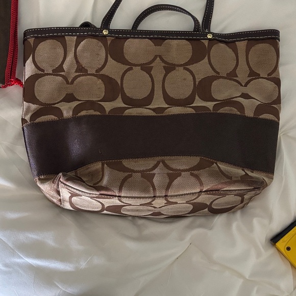 Coach Brown and Tan Signature Tote - Picture 4 of 8